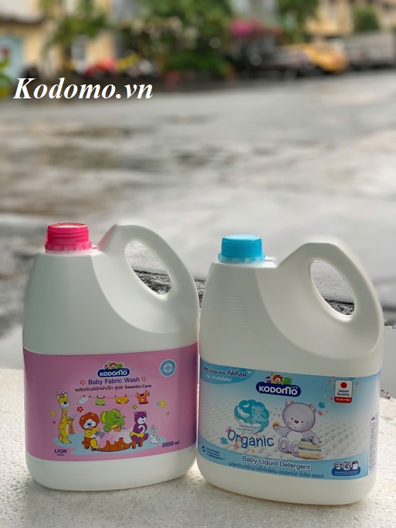 2-loai-nuoc-giat-kodomo-do-truong-phu-cung-cap